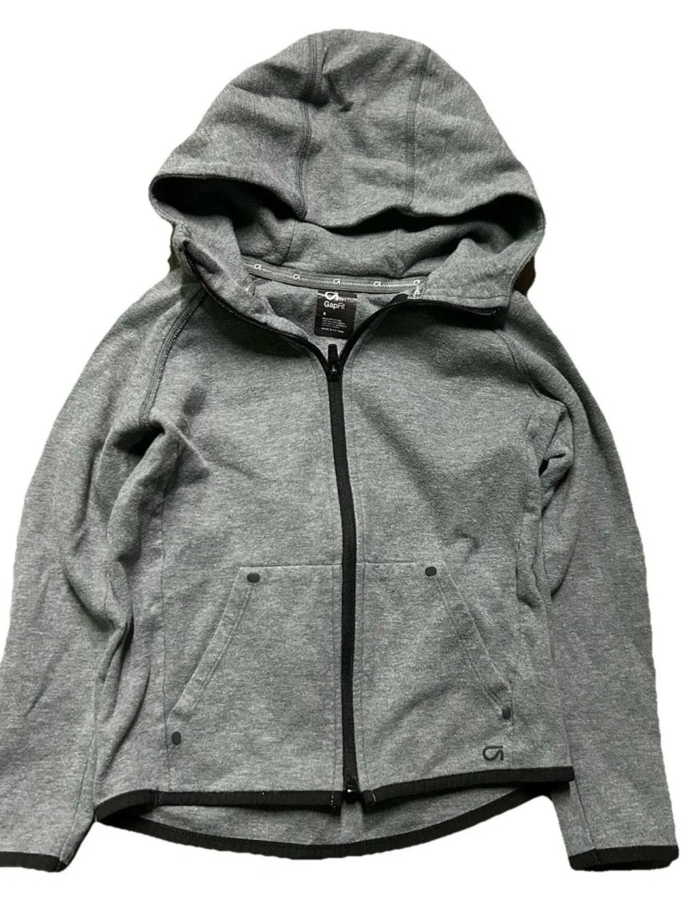 Girls Gap Fit Grey Full Zip Athletic Sweatshirt Size Small (6/7)